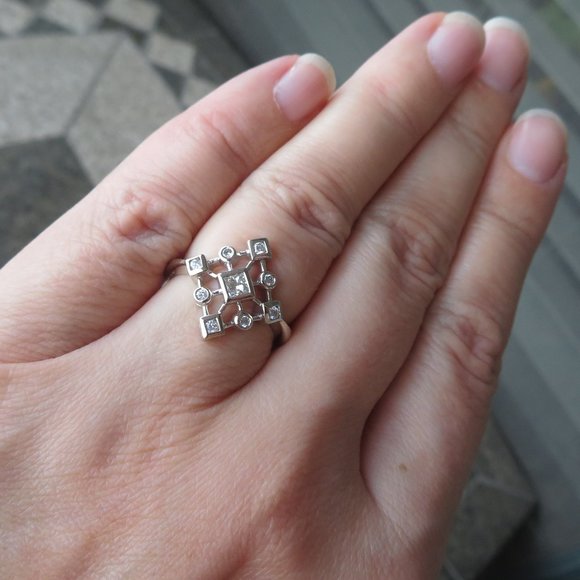 Diamond 14K White Gold Snowflake Ring - Picture 7 of 12
